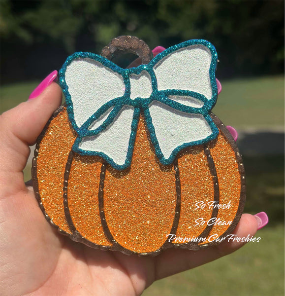 Pumpkin with Bow Freshie Mold